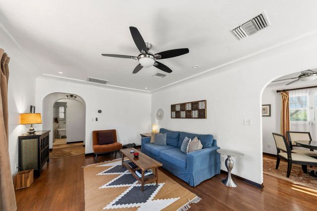 524 S Calle Ajo, Palm Springs, CA 92264