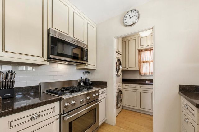 524 S Calle Ajo, Palm Springs, CA 92264