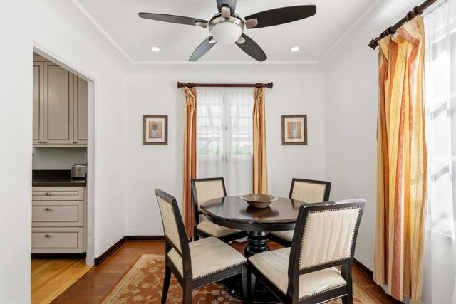 524 S Calle Ajo, Palm Springs, CA 92264