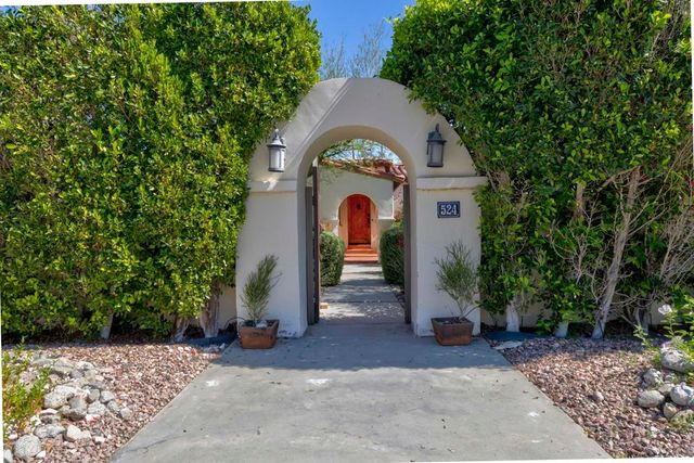 524 S Calle Ajo, Palm Springs, CA 92264