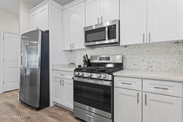 2524 Beach Boulevard, Biloxi, MS 39531