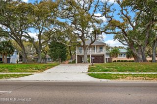 2524 Beach Boulevard, Biloxi, MS 39531