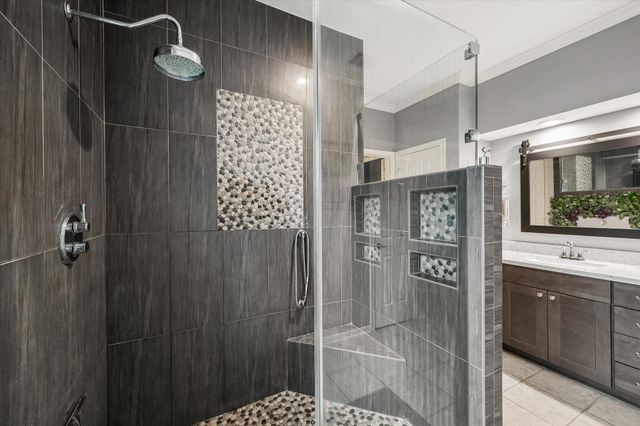 3914 Hill Springs Drive, Houston, TX 77345
