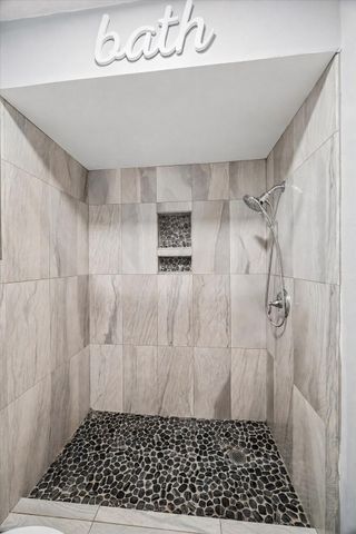 3914 Hill Springs Drive, Houston, TX 77345