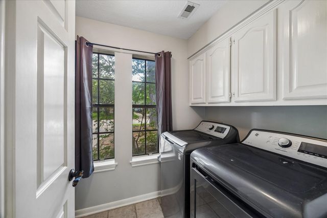 3914 Hill Springs Drive, Houston, TX 77345