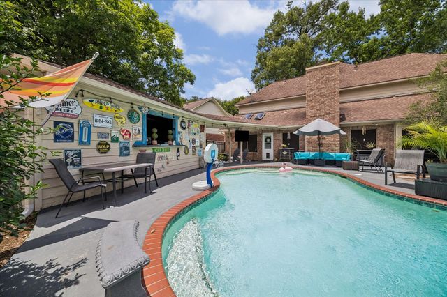 3914 Hill Springs Drive, Houston, TX 77345