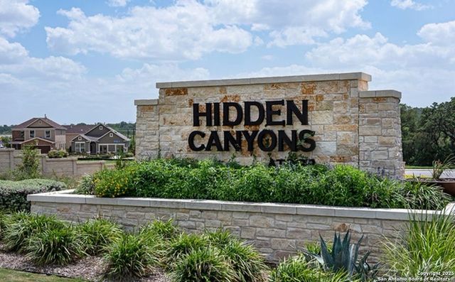 2523 Chronos Drive, San Antonio, TX 78245