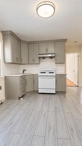 192-14 35th Avenue, Flushing, NY 11358