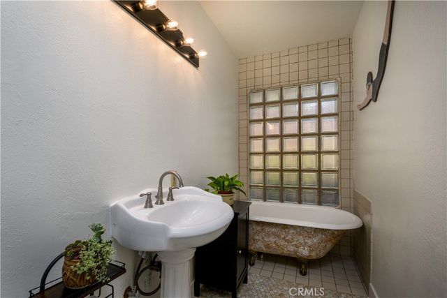 6012 Painter, Whittier, CA 90601