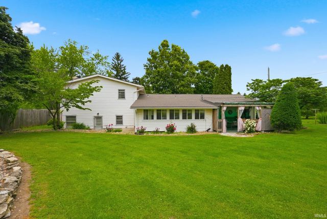 5725 Whitney Avenue, Fort Wayne, IN 46809