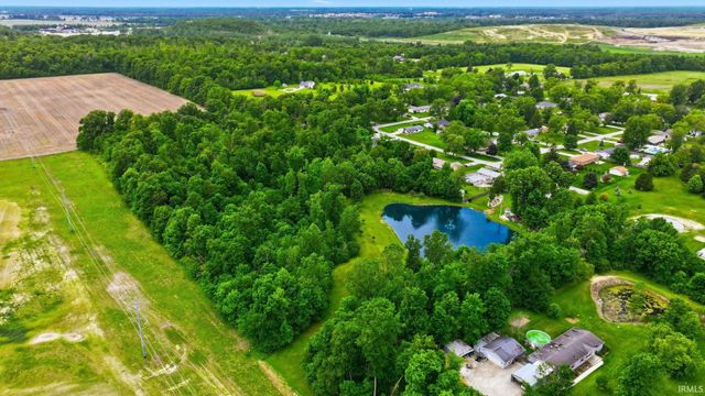 5725 Whitney Avenue, Fort Wayne, IN 46809
