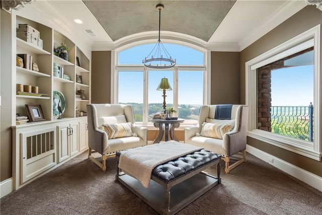 27596 W Highland Circle, Olathe, KS 66061