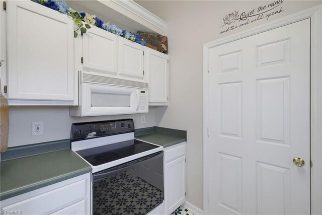 2459 Shadow Valley Road, High Point, NC 27265
