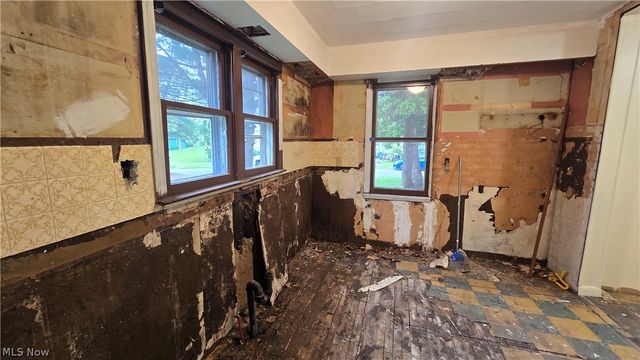 146 Hermann Street, Barberton, OH 44203