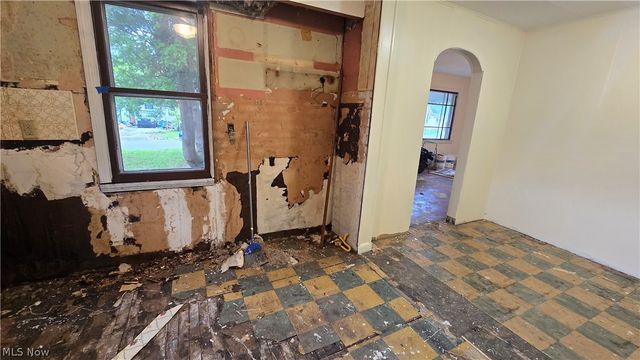 146 Hermann Street, Barberton, OH 44203