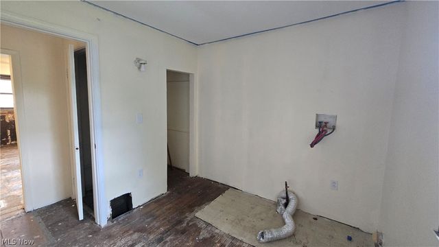146 Hermann Street, Barberton, OH 44203