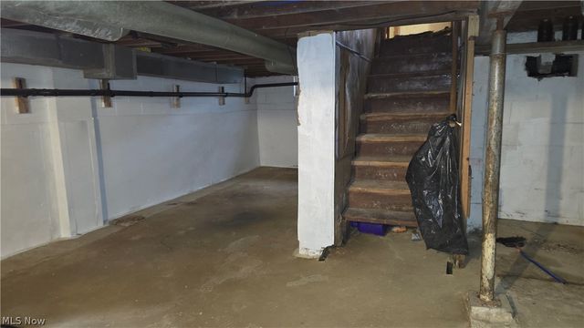 146 Hermann Street, Barberton, OH 44203