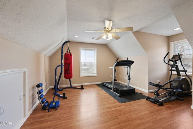 401 Klondike Circle, Kodak, TN 37764