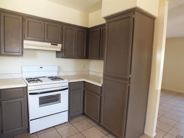 1618 E Liberty St, San Luis, AZ 85336