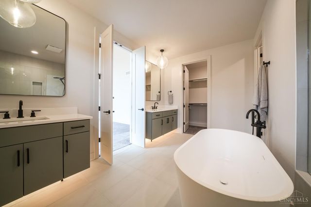 4870 Bunnell Hill Road, Lebanon, OH 45036