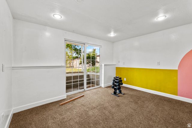 2546 W KAMAS DR, Taylorsville, UT 84129