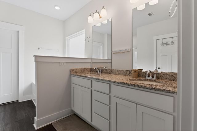 1110 Shoal River Drive, Crestview, FL 32539