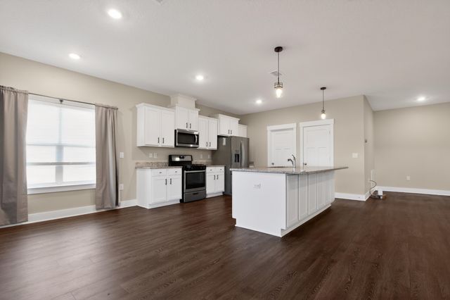 1110 Shoal River Drive, Crestview, FL 32539