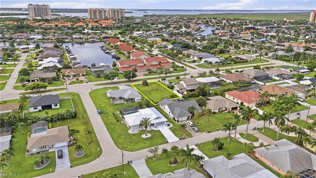 Image 1 of property listing at 1205 El Dorado PKWY W, Cape Coral, FL 33914