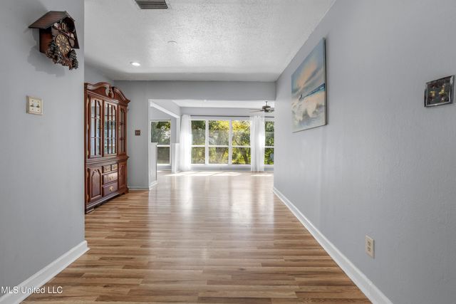 682 Auahi Place, Diamondhead, MS 39525