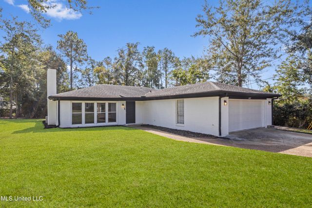 682 Auahi Place, Diamondhead, MS 39525