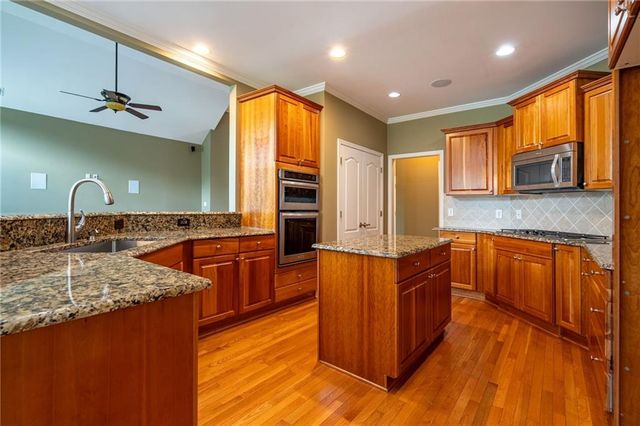 39 Waterstone Court, Acworth, GA 30101