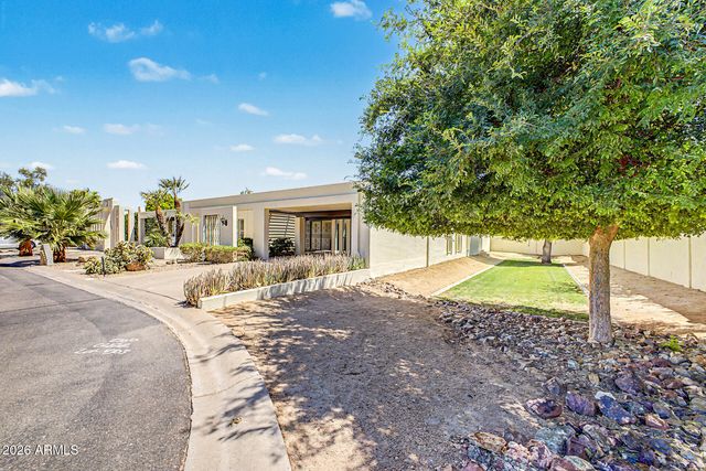 4303 E FAIRMOUNT Avenue, Phoenix, AZ 85018