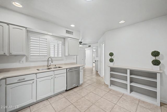 4303 E FAIRMOUNT Avenue, Phoenix, AZ 85018