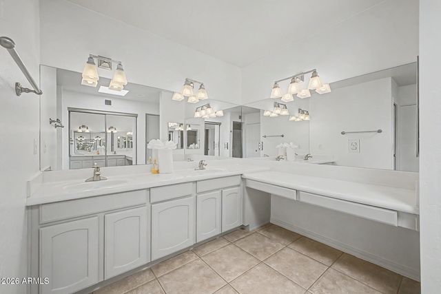 4303 E FAIRMOUNT Avenue, Phoenix, AZ 85018