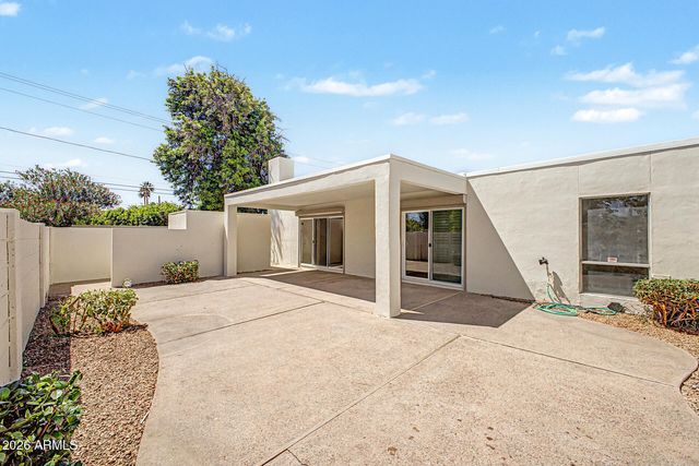 4303 E FAIRMOUNT Avenue, Phoenix, AZ 85018