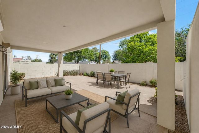 4303 E FAIRMOUNT Avenue, Phoenix, AZ 85018