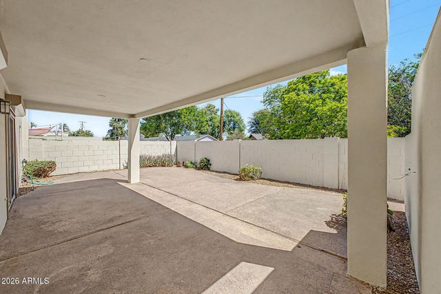4303 E FAIRMOUNT Avenue, Phoenix, AZ 85018