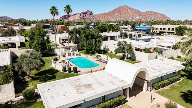 4303 E FAIRMOUNT Avenue, Phoenix, AZ 85018