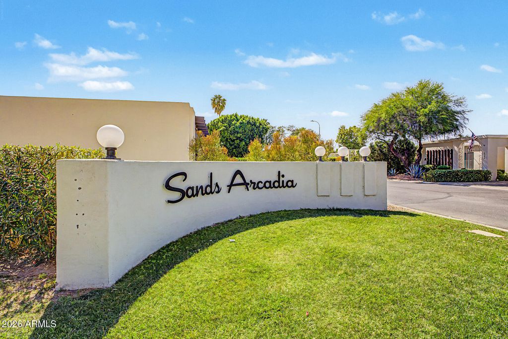 4303 E FAIRMOUNT Avenue, Phoenix, AZ 85018