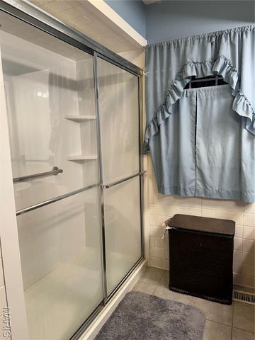 35 Holiday Drive, Hannibal, MO 63401