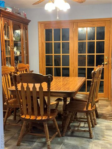 35 Holiday Drive, Hannibal, MO 63401