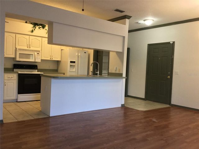 1101 EAGLE POND DRIVE 1101, Winter Haven, FL 33884