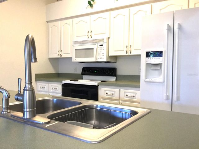 1101 EAGLE POND DRIVE 1101, Winter Haven, FL 33884