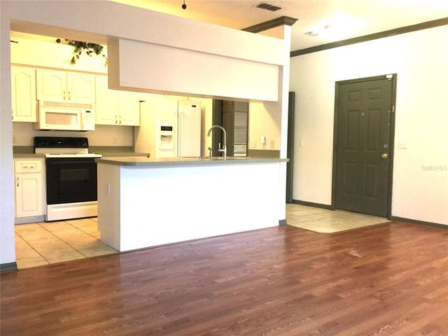 1101 EAGLE POND DRIVE 1101, Winter Haven, FL 33884