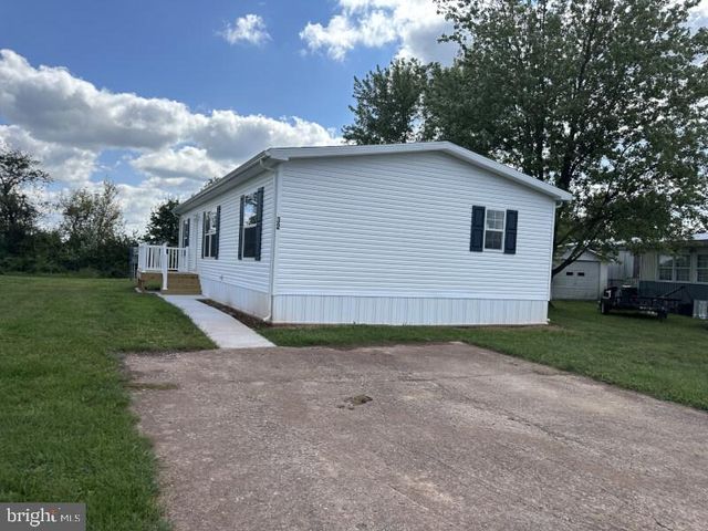 32 ROSE AVE, Middletown, PA 17057