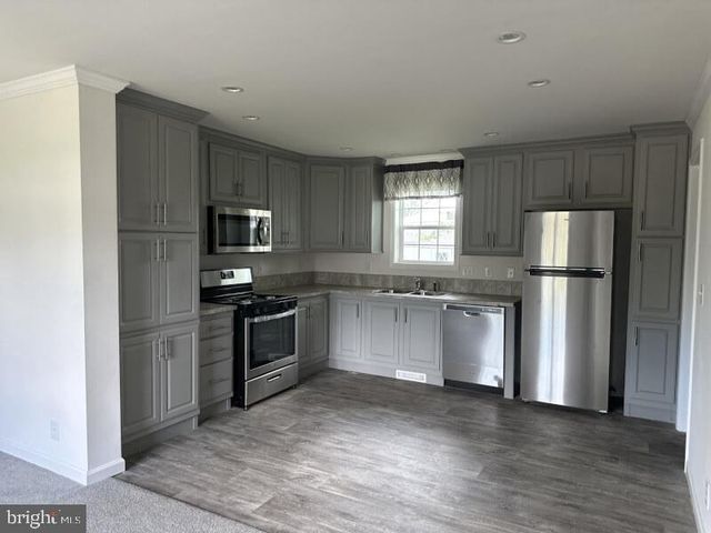 32 ROSE AVE, Middletown, PA 17057