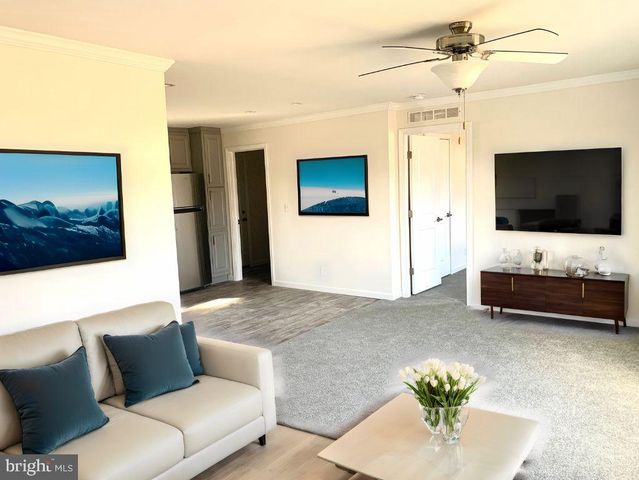 32 ROSE AVE, Middletown, PA 17057