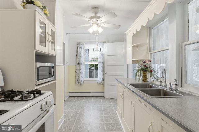 5827 S HAWTHORNE AVE, Rock Hall, MD 21661