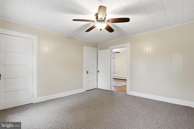 5827 S HAWTHORNE AVE, Rock Hall, MD 21661
