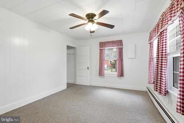 5827 S HAWTHORNE AVE, Rock Hall, MD 21661